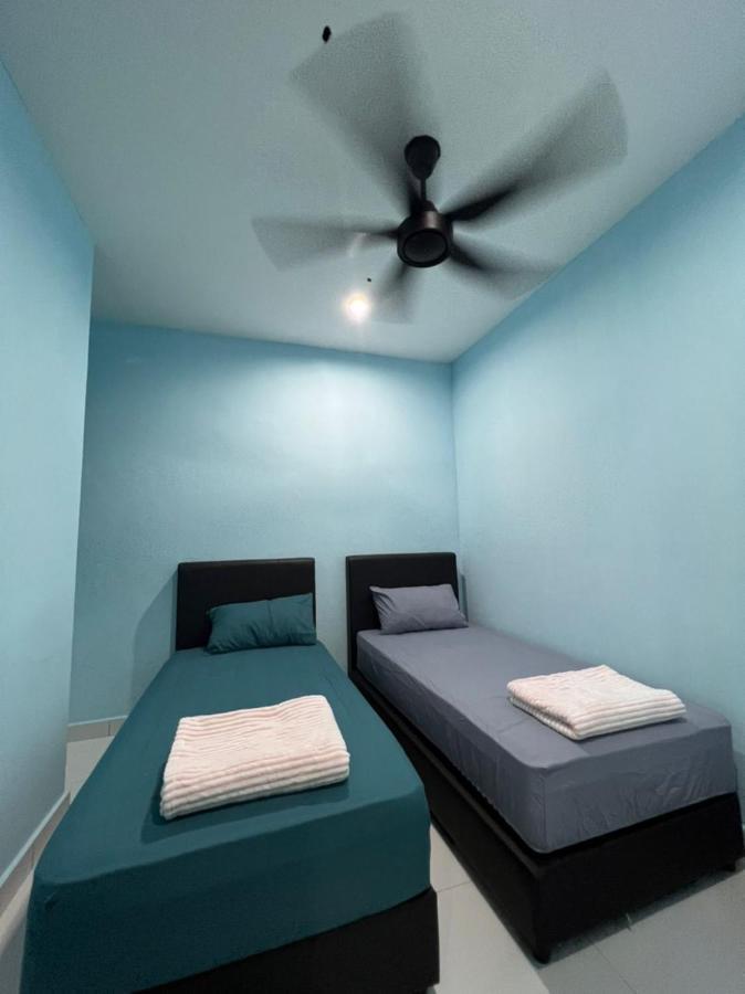 Faiz Homestay Kuching Zewnętrze zdjęcie
