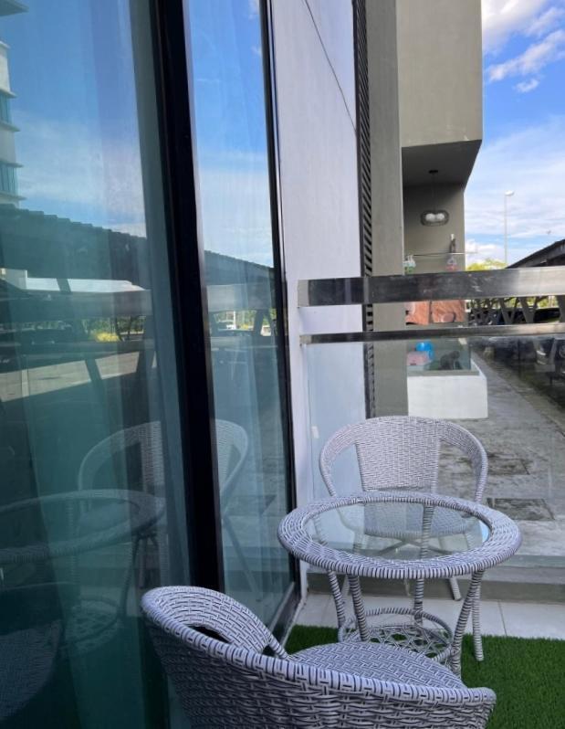 Faiz Homestay Kuching Zewnętrze zdjęcie